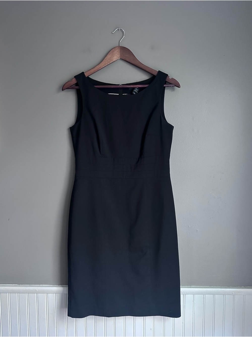 H&M Black Sleeveless Midi Sheath Dress Size 8